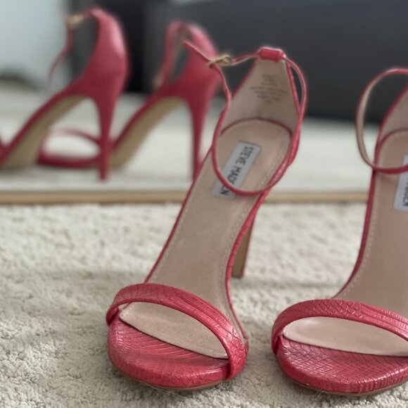 Steve Madden - Coral/Pink heel - Size 8.5 NEVER WORN - Picture 2 of 5